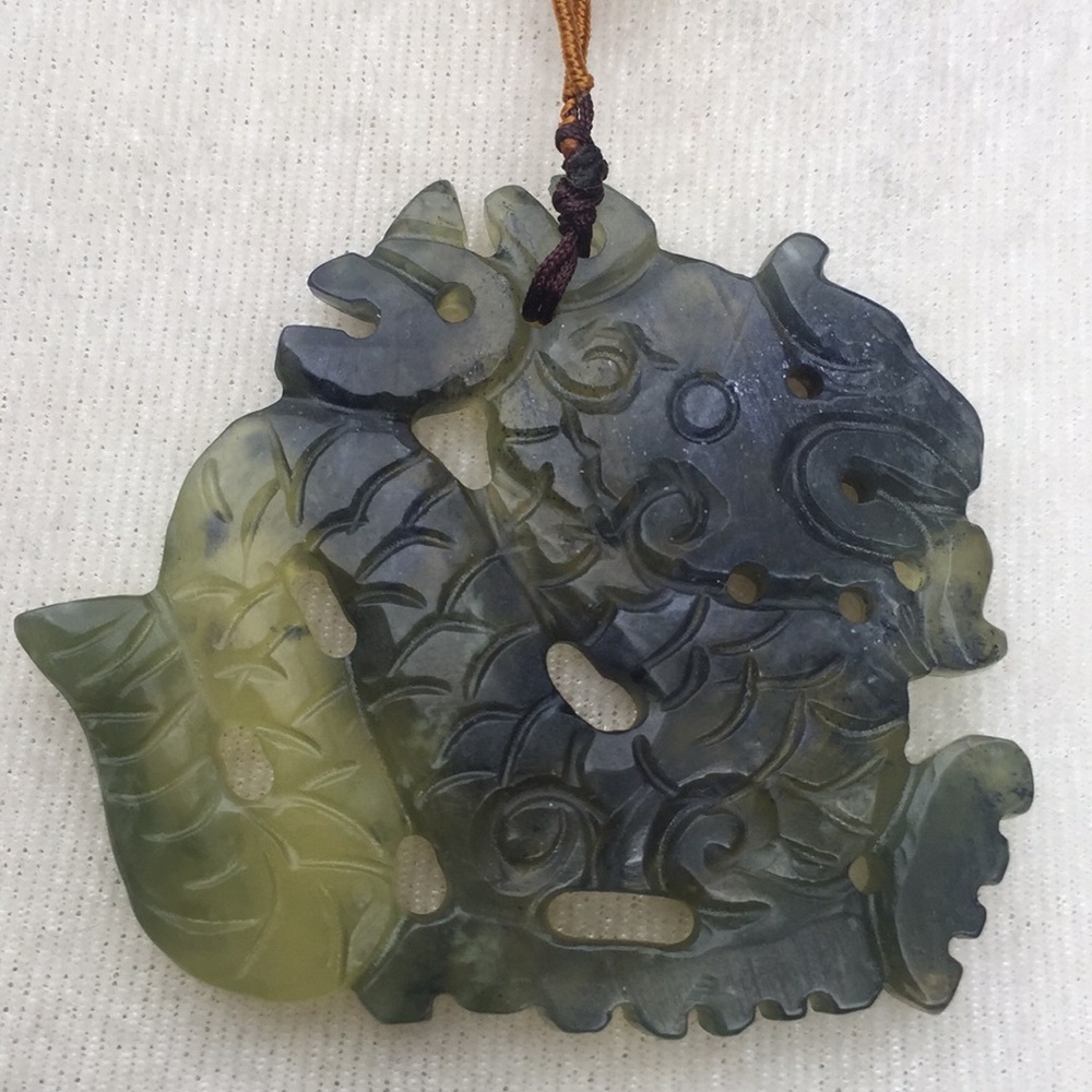 Jade Or Aventurine - Picture 3 of 8